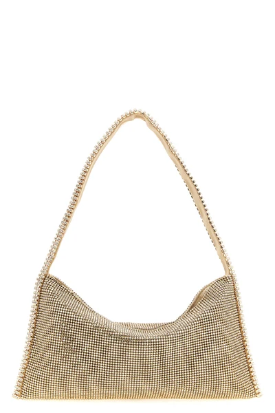 the benedetta bruzziches your best friend la grande shoulder bag stands out for