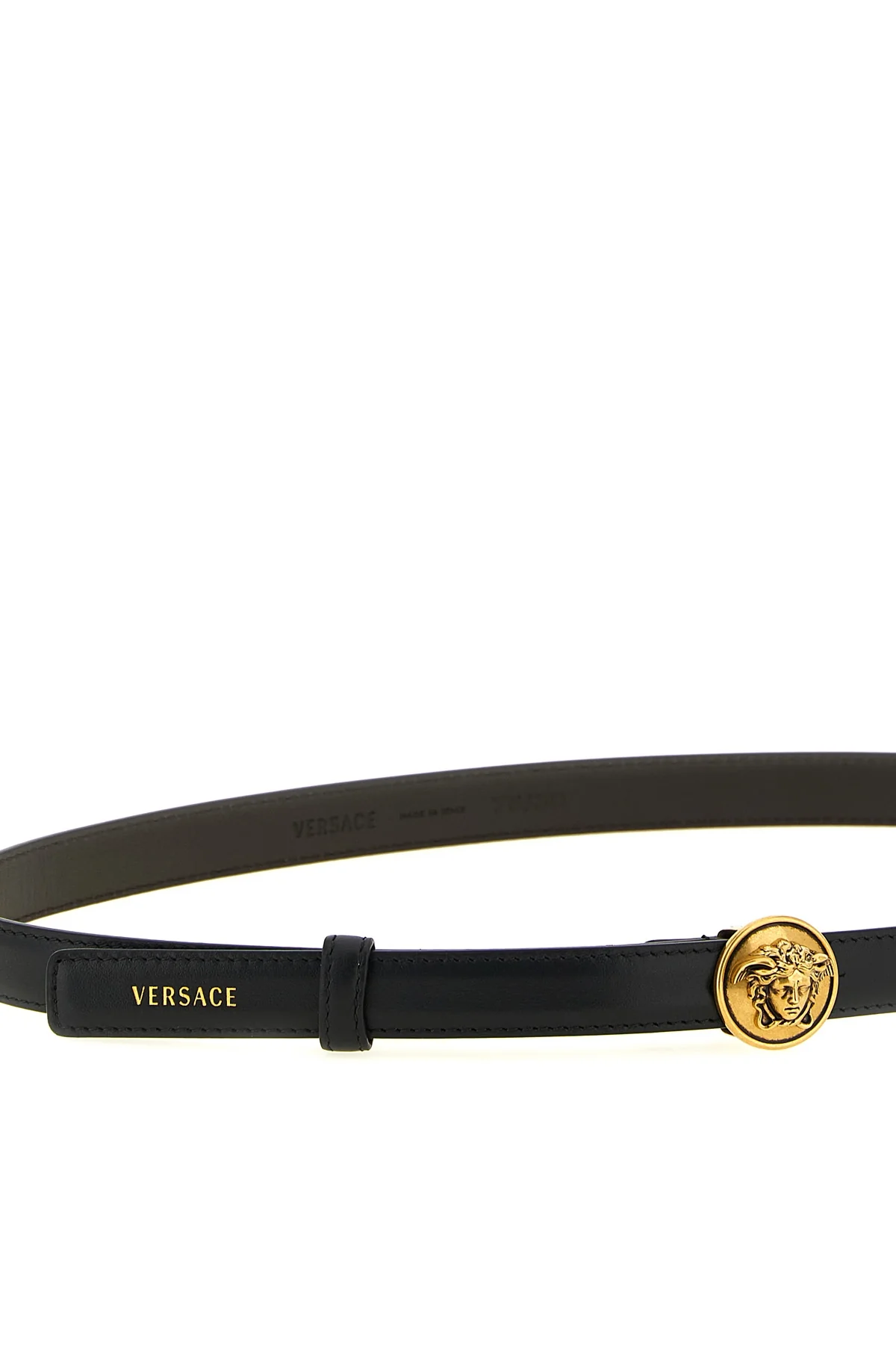versace belt in fine calf leather defines the shape