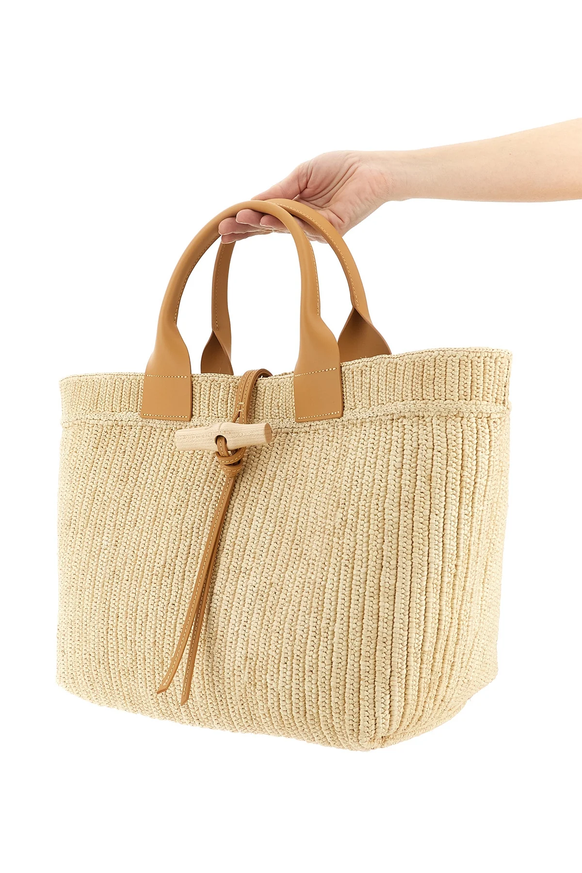 l le roseau shopping bag made from a single hand-woven raffia panel