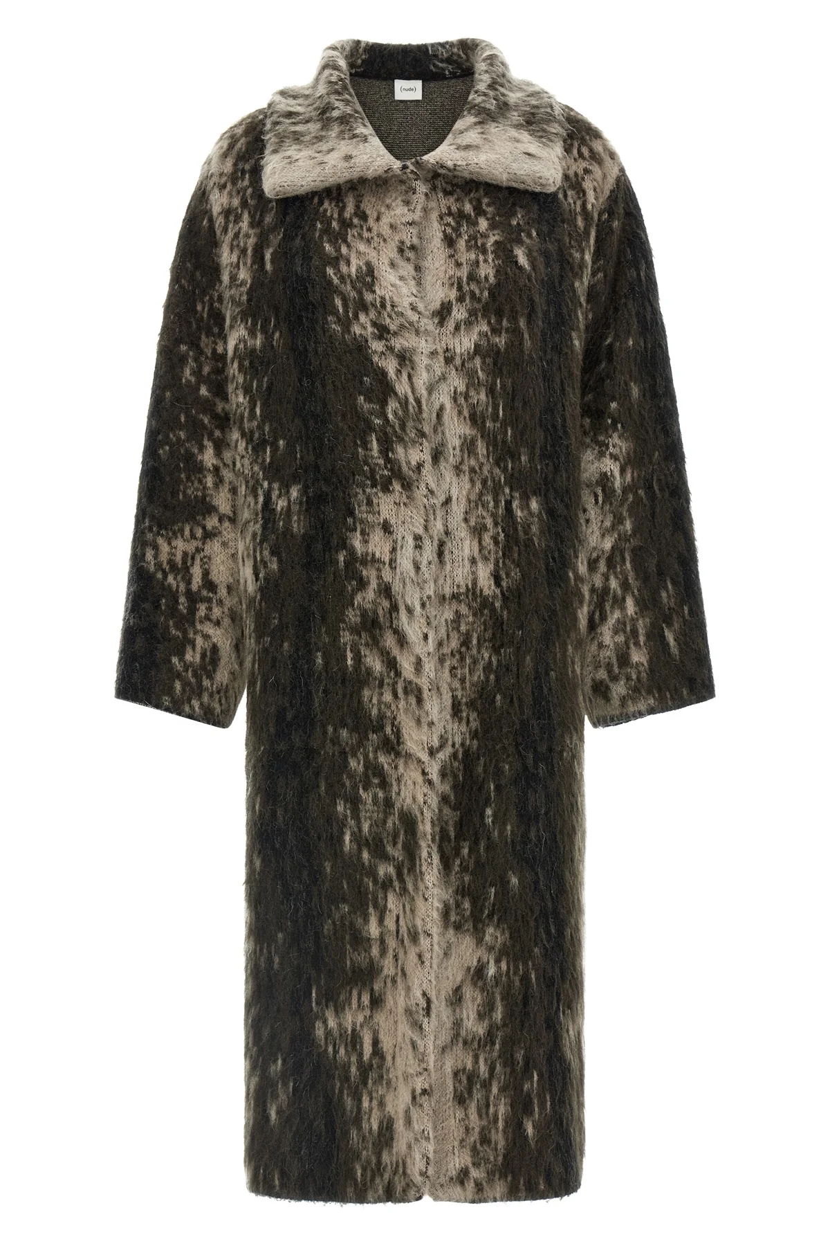 the nude coat redefines the volumes of contemporary outerwear through a straight