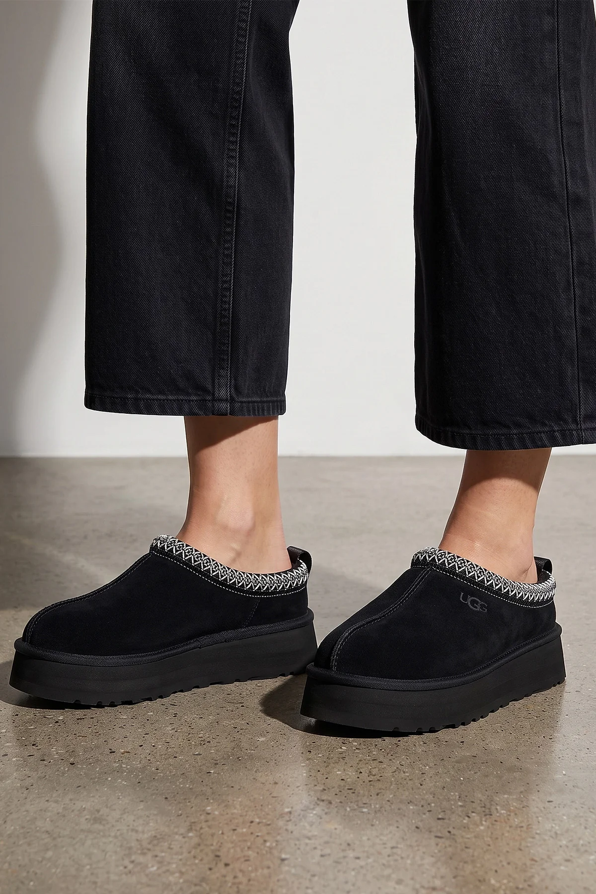UGG 5 tazz ii suede sabots