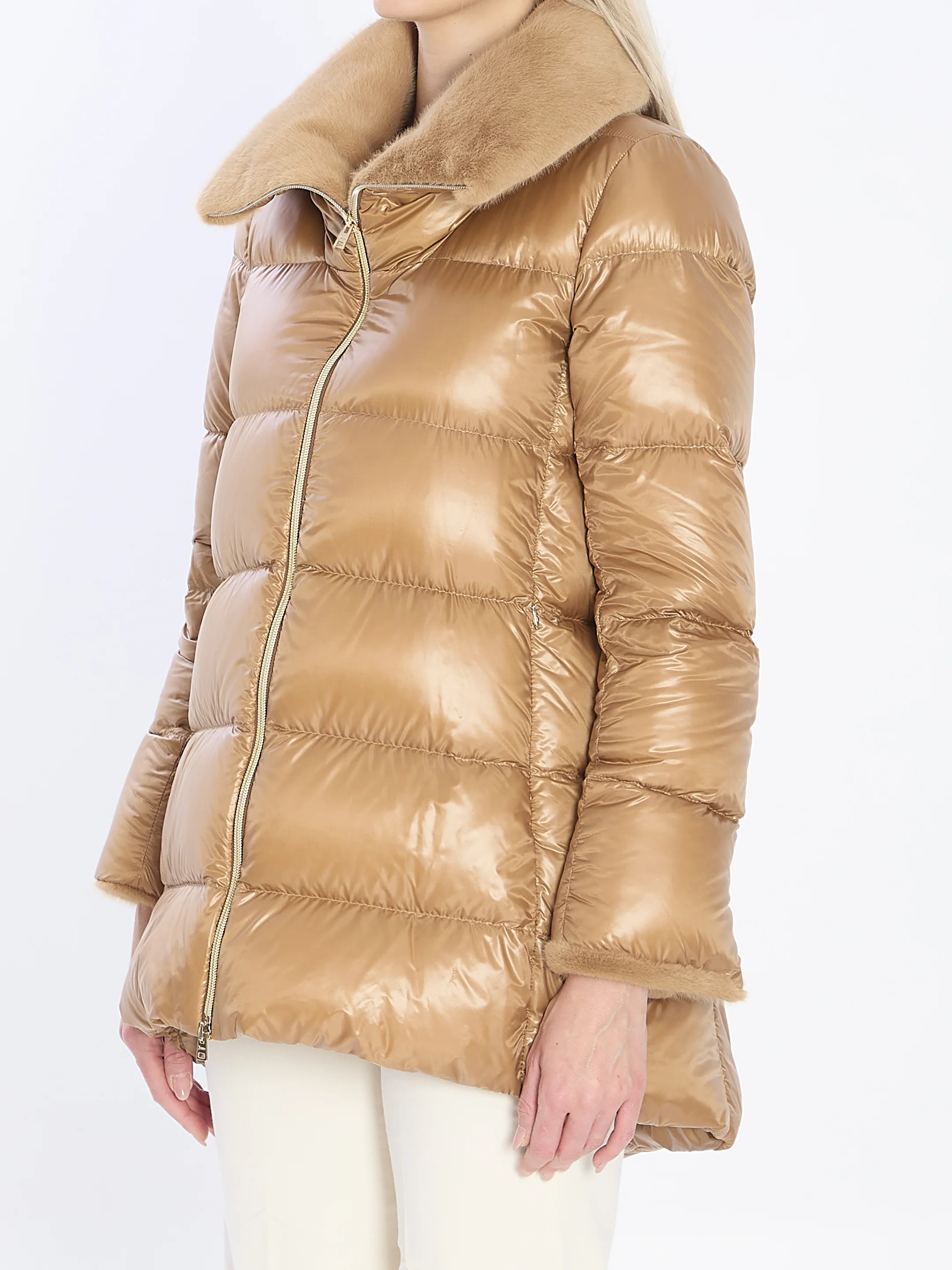 HERNO 42 light puffer with collar ecofur 