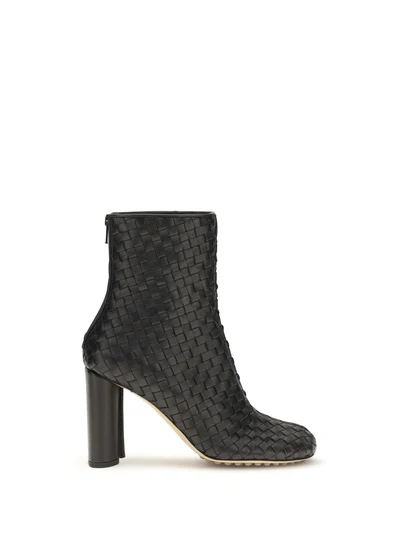 cherry intrecciato ankle boots