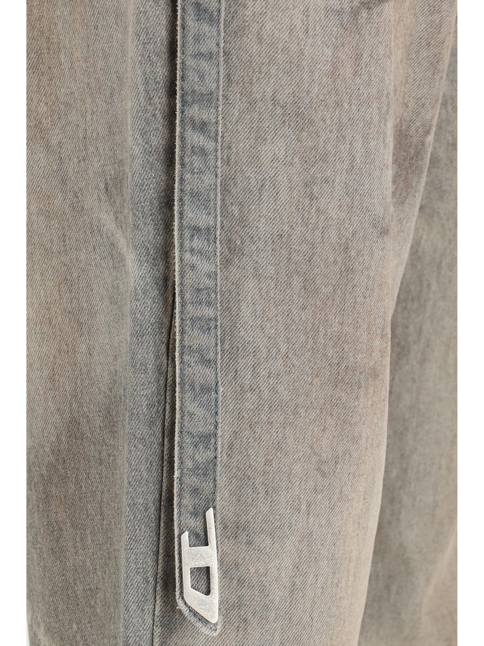 slim-fit jeans
