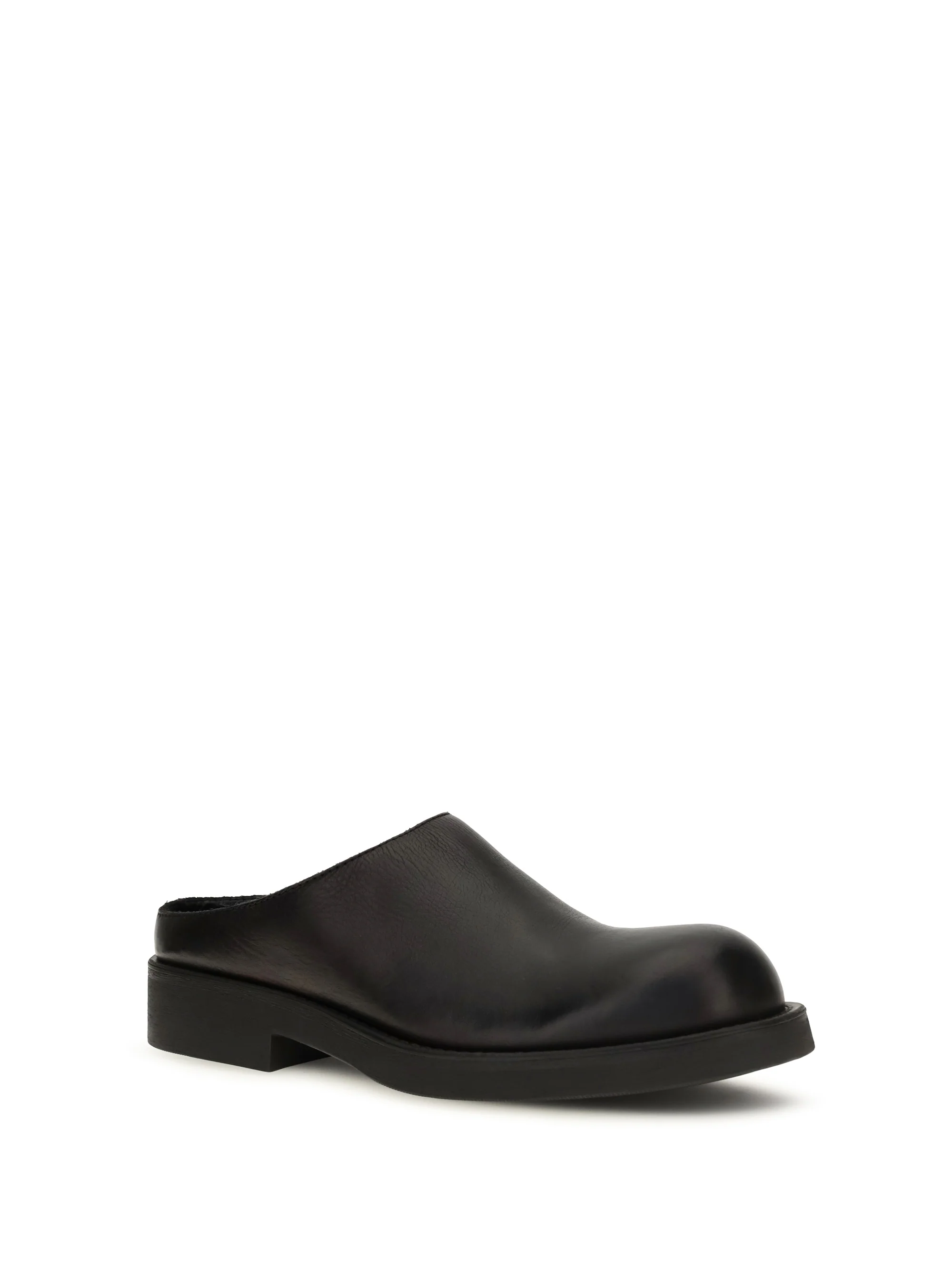 biker round toe mules
