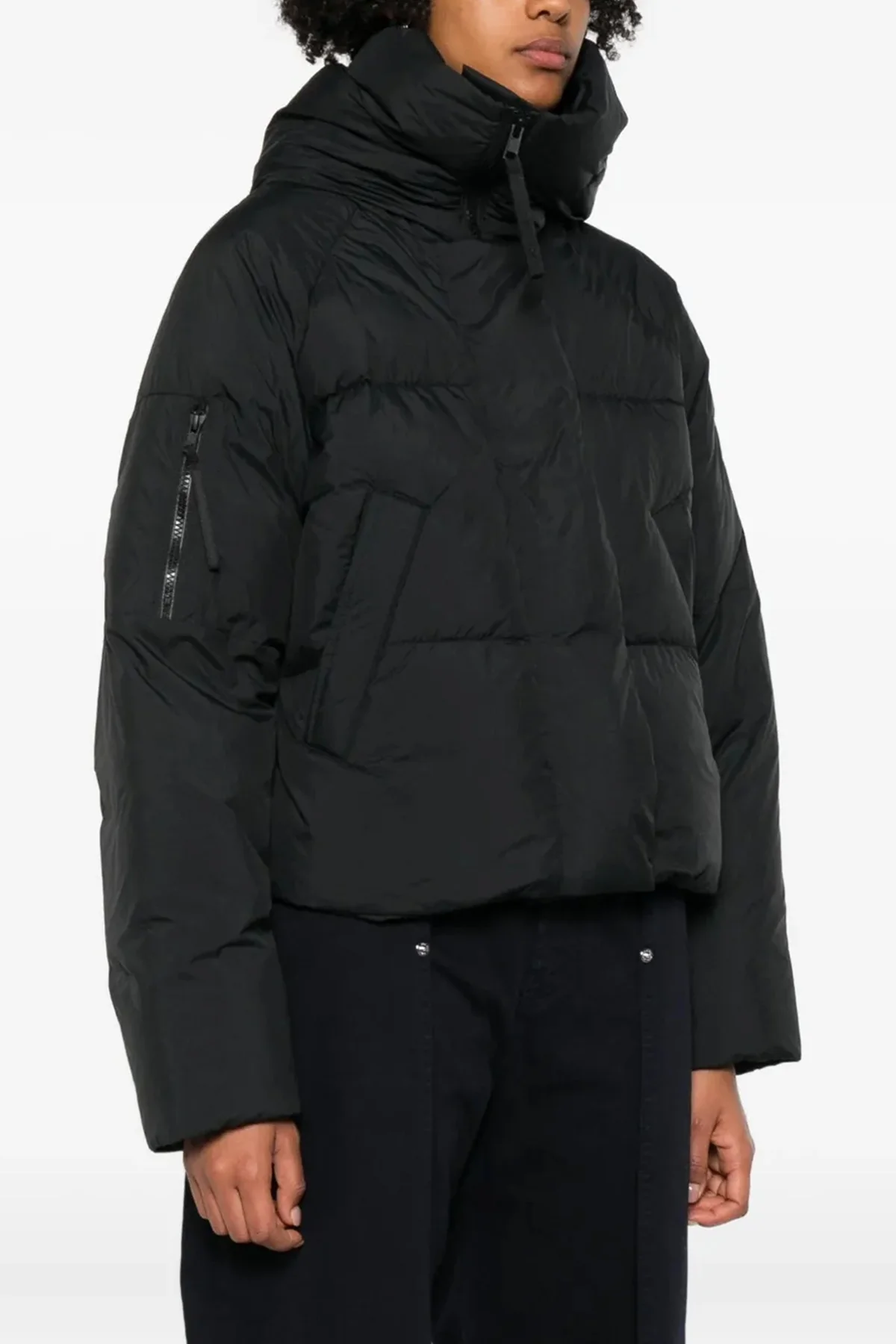water-repellent enduraluxe chilliwack bomber jacket