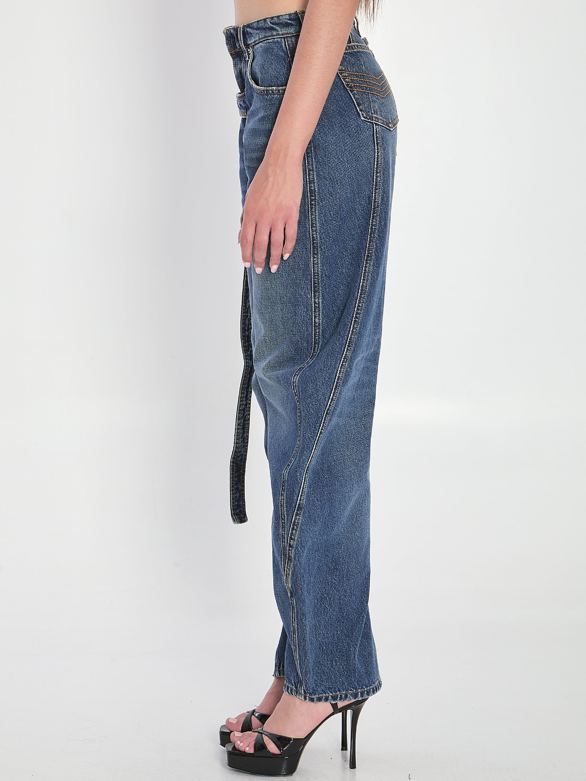 strap jeans in denim