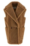 breda1234 vest in camel teddy fabric on a silk base