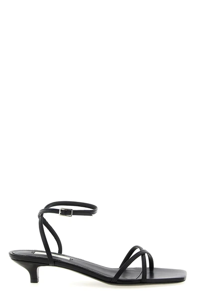letaher crossover leather sandals