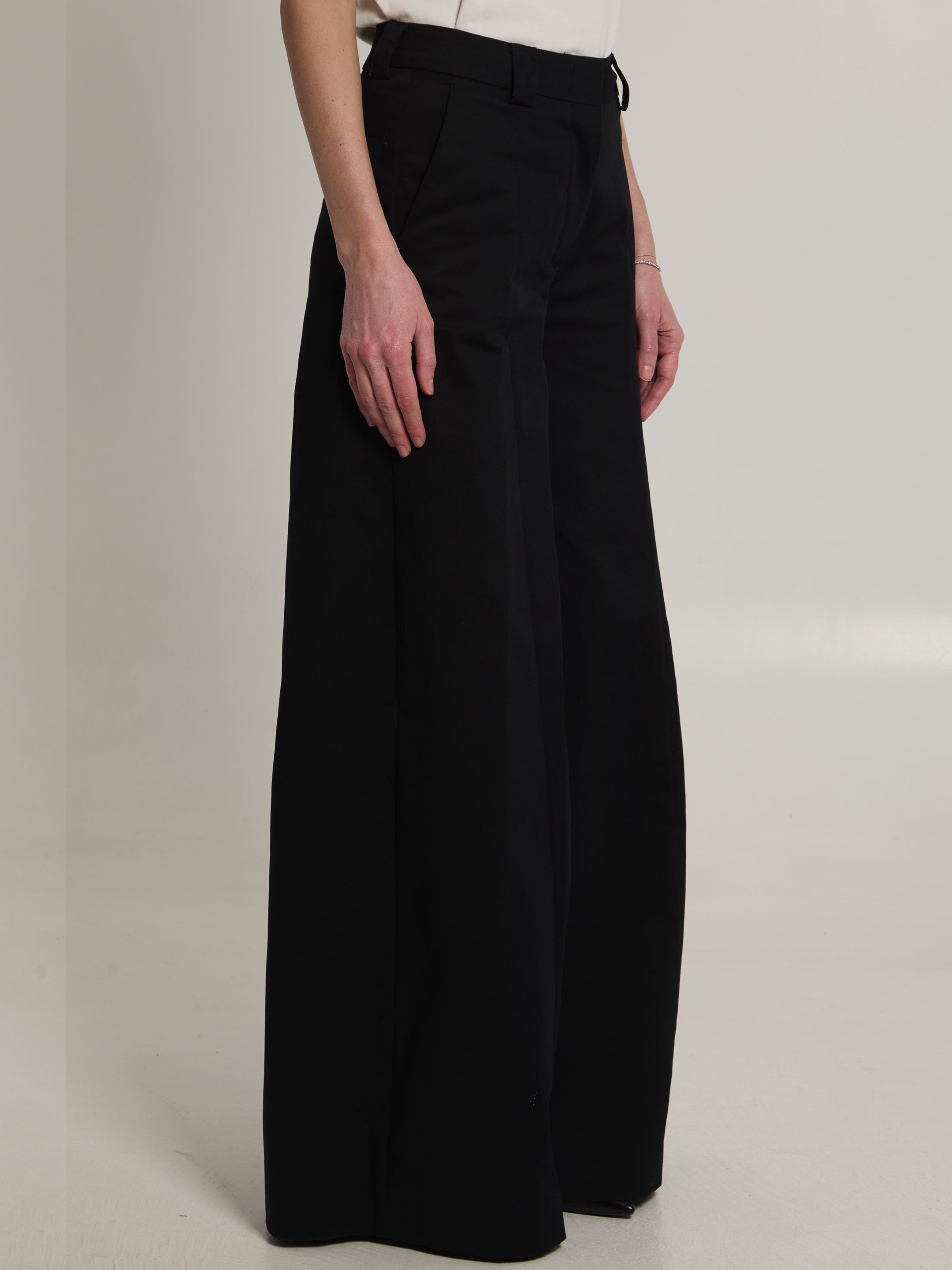 THE LATEST  38 alma pants 