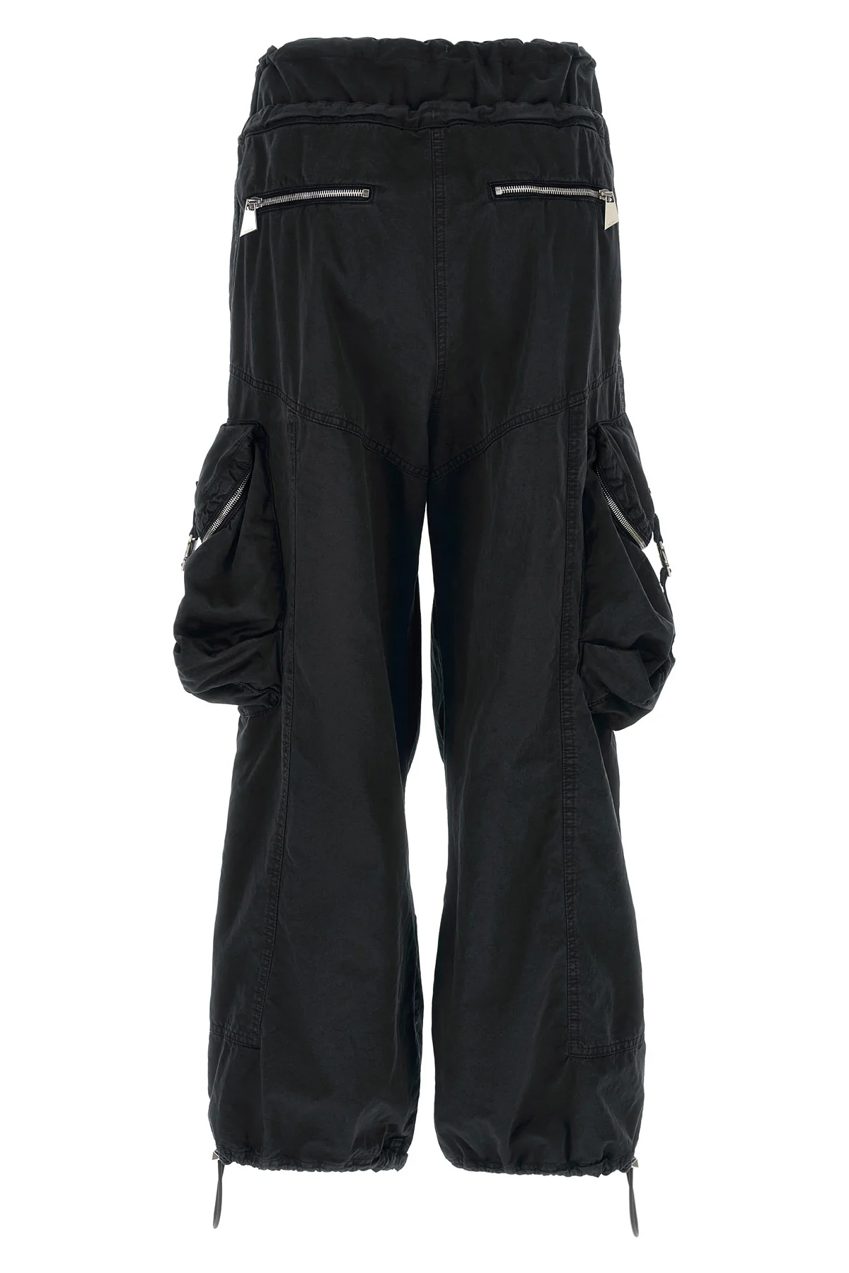the the attico trousers redefine the volumes of the contemporary wardrobe throug