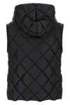 the weekend max mara giochi vest defines a new concept of outerwear through ca