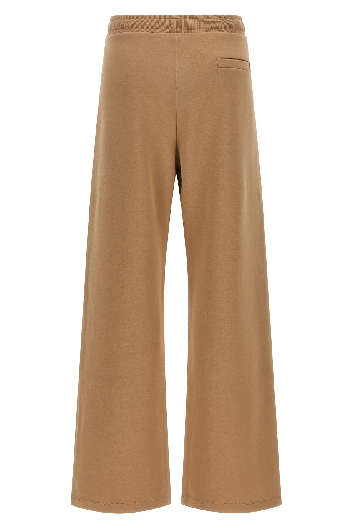 the wide pants s max mara model smmbali sets a new standard for luxury loungewe