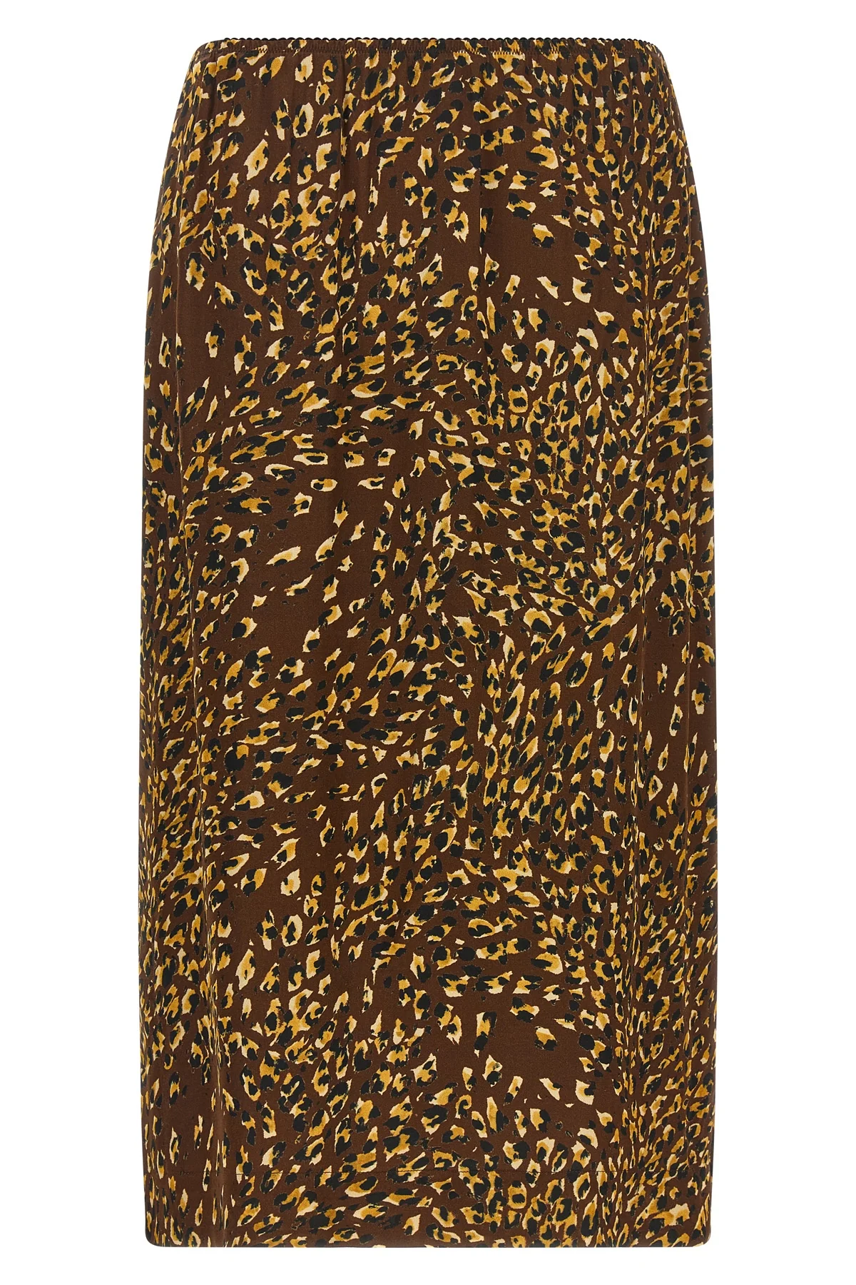 the twinset midi skirt redefines everyday aesthetics through a fluid silhouette