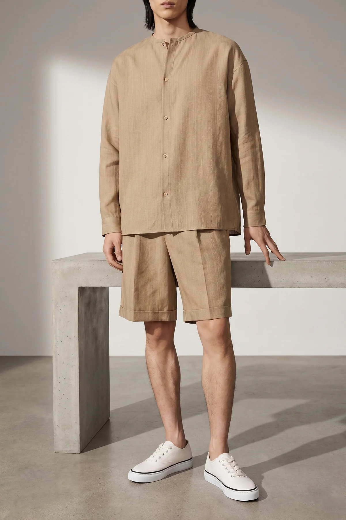 le short pastro bermuda shorts in textured linen