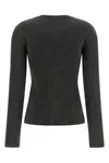 the off-white off stamp long-sleeved t-shirt defines a tight silhouette throug