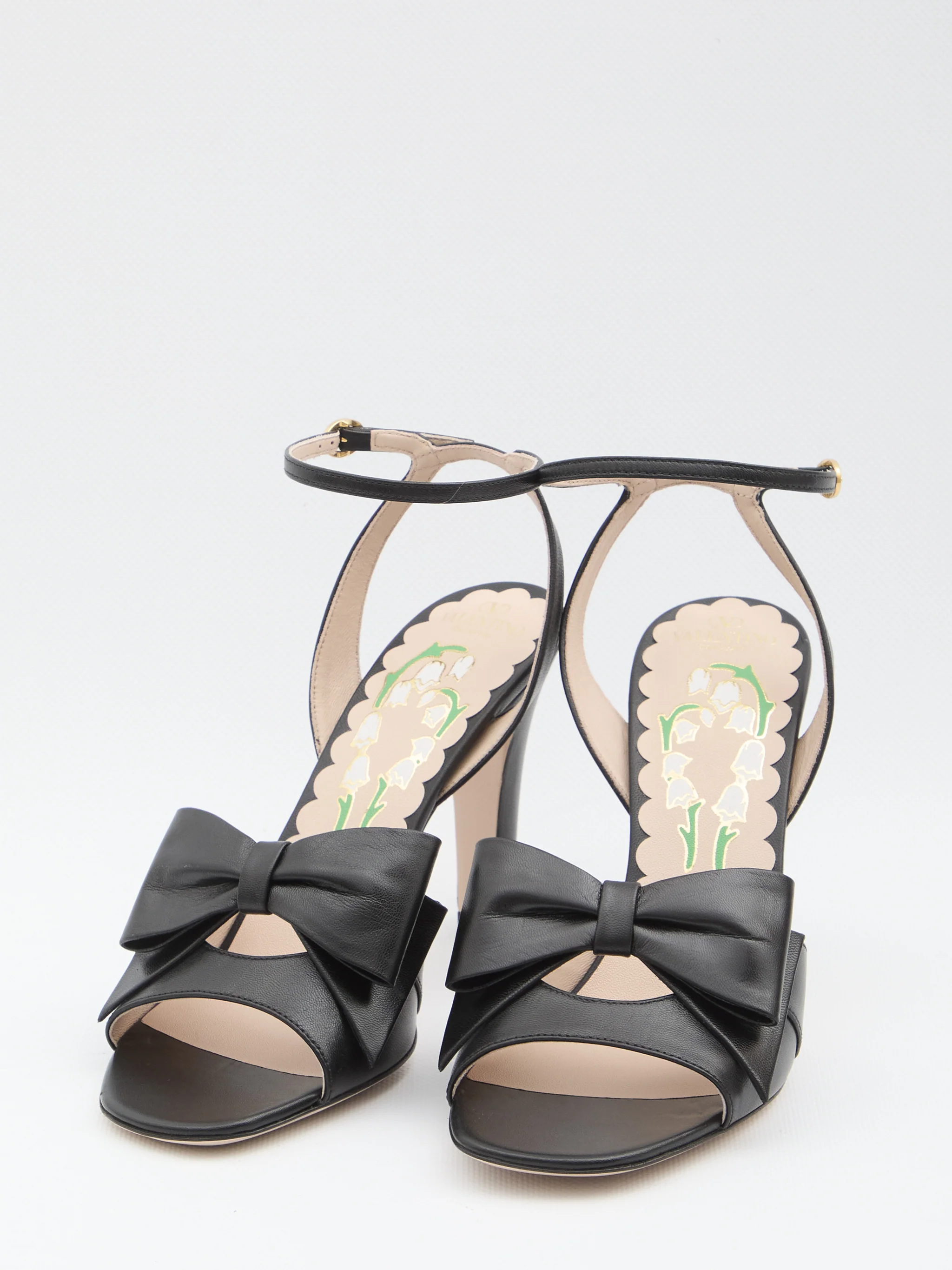 décolleté bowow slingback