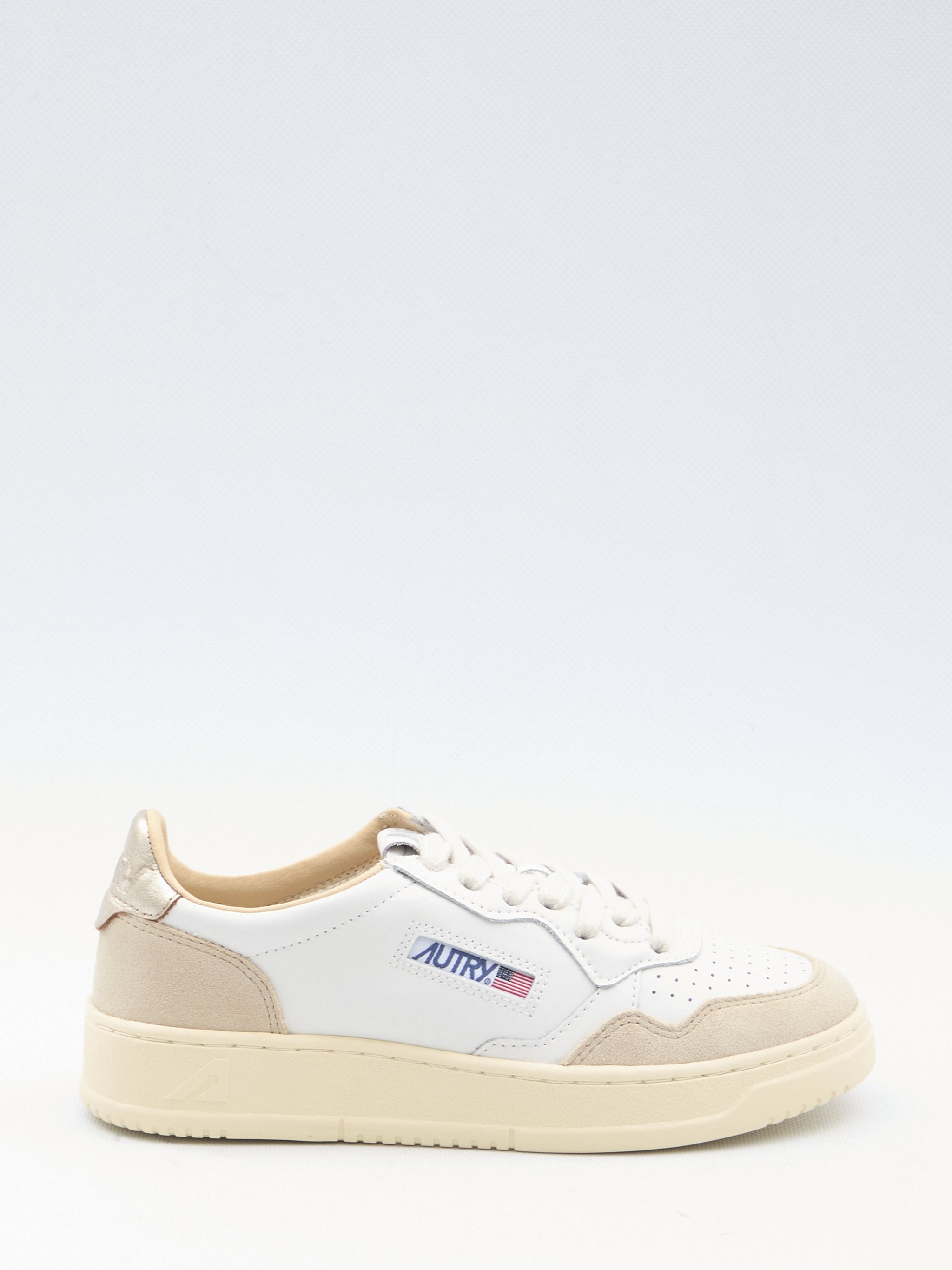 medalist low sneakers