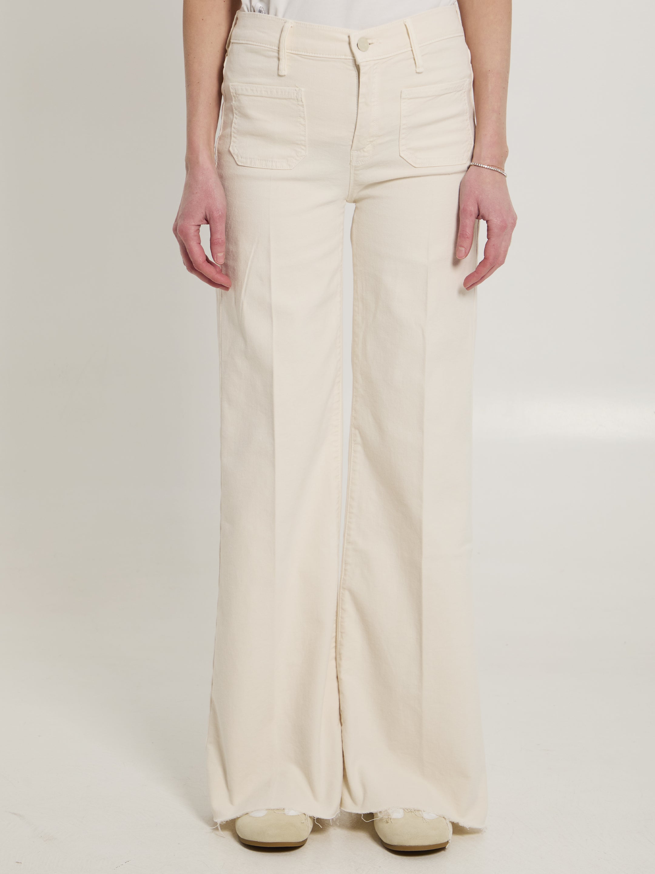 MOTHER 24 the patch pocket twister fray jeans 