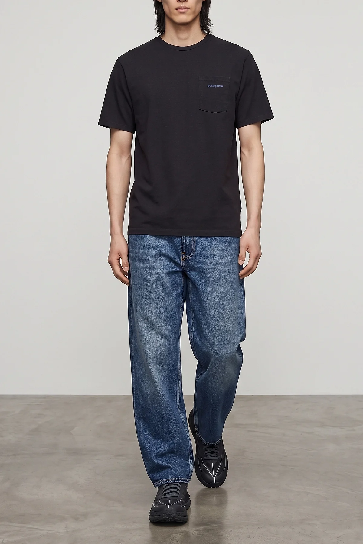 PATAGONIA L boardshort logo pocket responsibili-tee® cotton blend jersey t-shirt