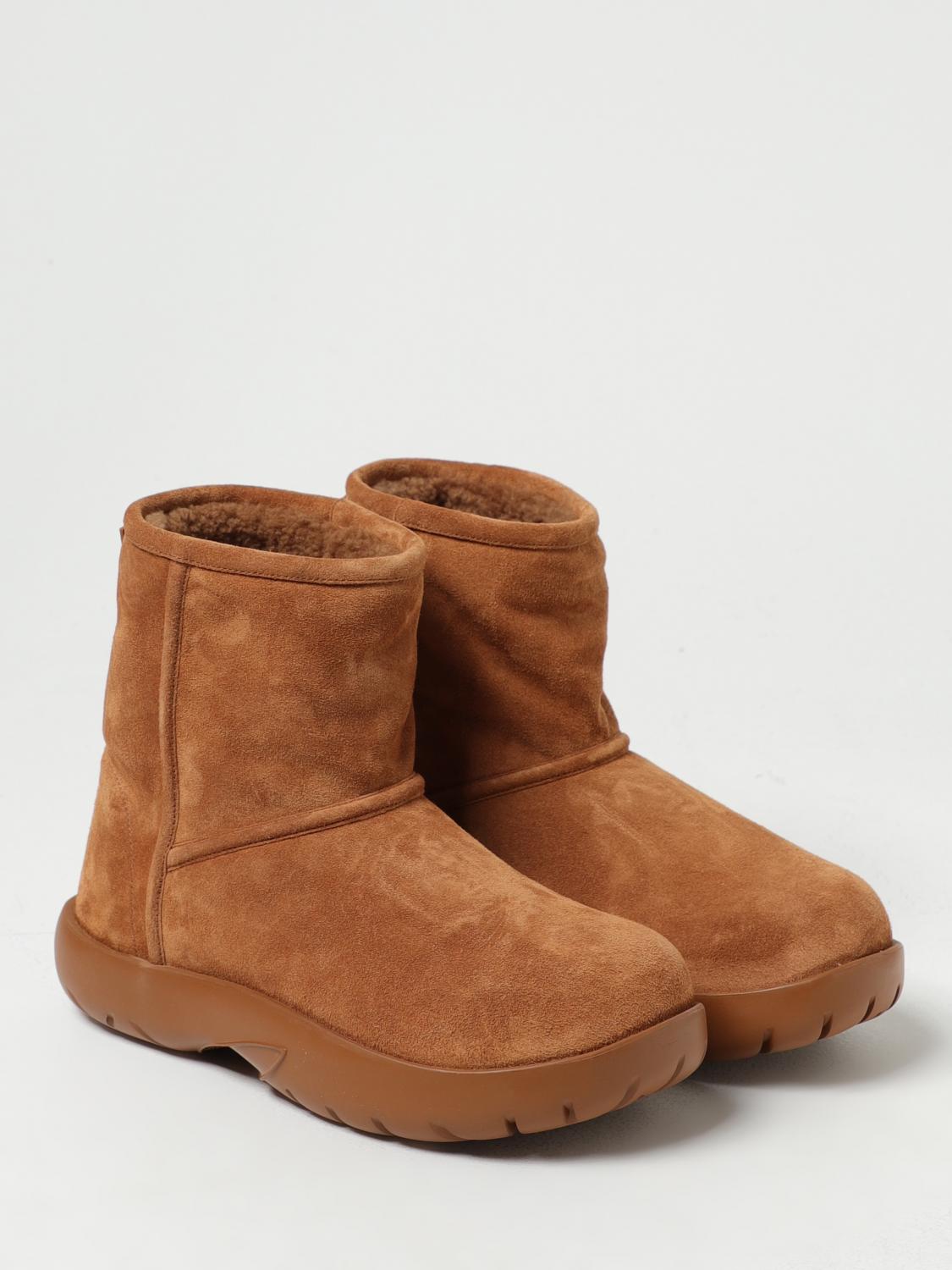 snap ankle boots in suede