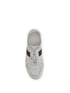 stretch sneakers