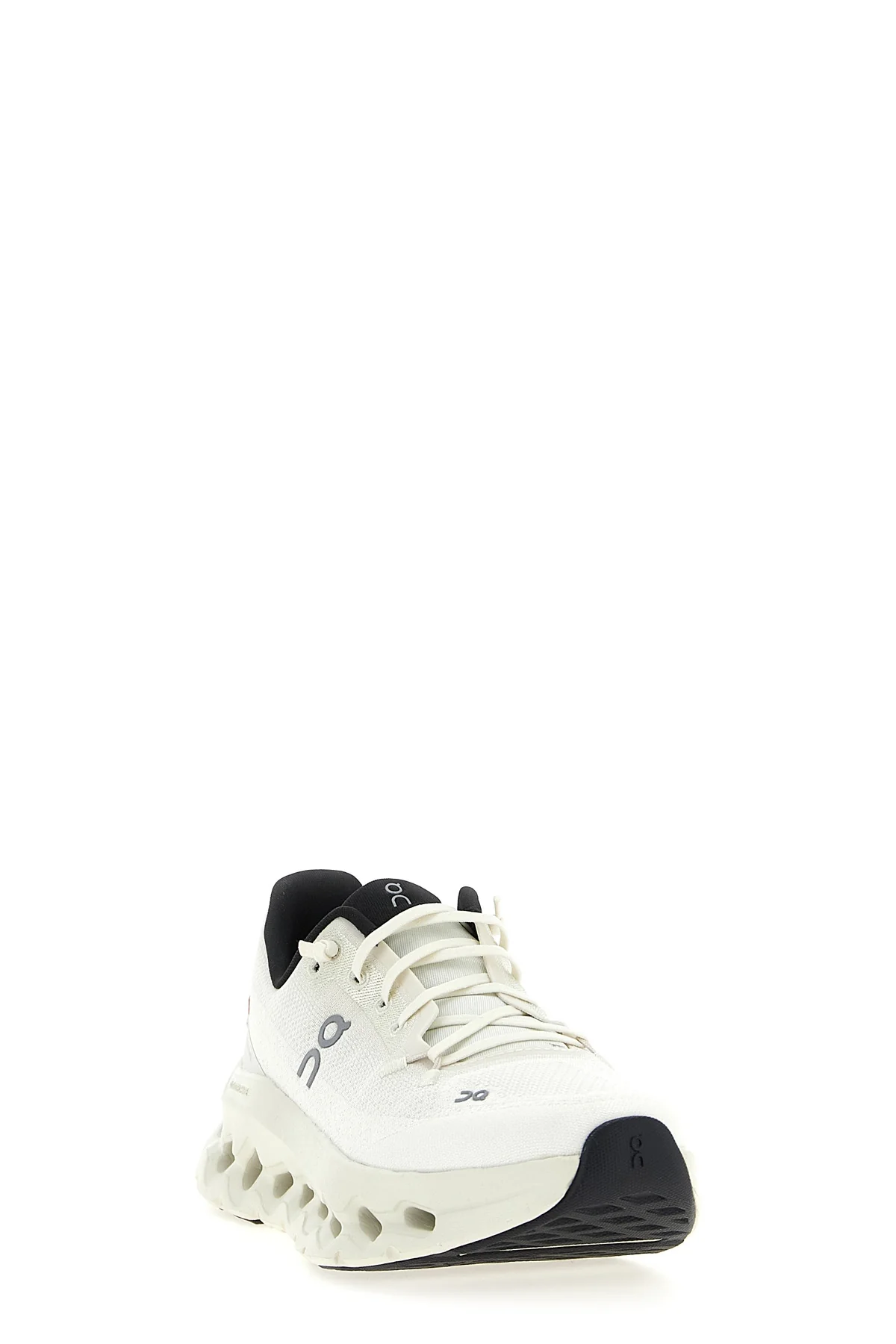 ON 6 cloudtilt sneakers in paste-dyed technical mesh
