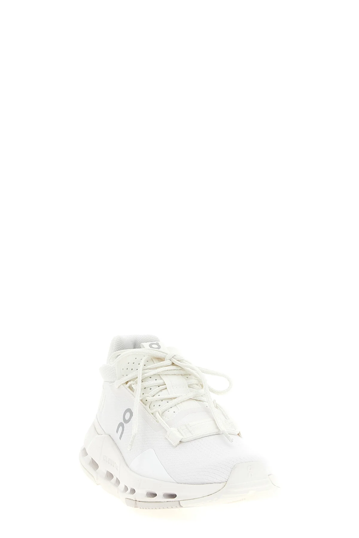 ON 6 cloudnova 2 sneakers in technical fabric