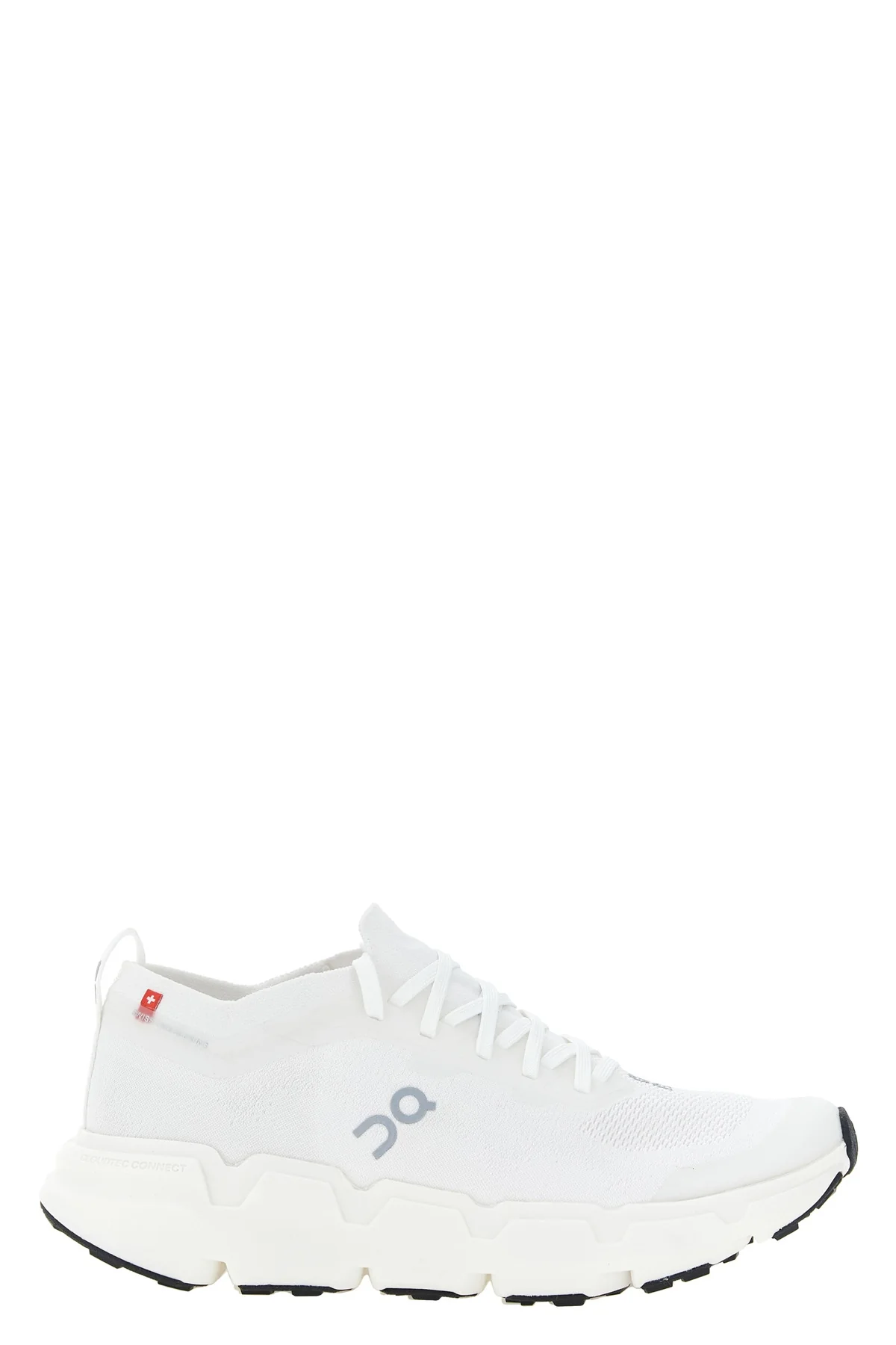 ON 6 on cloudsoma sneakers redefine the concept of all-terrain footwear through min