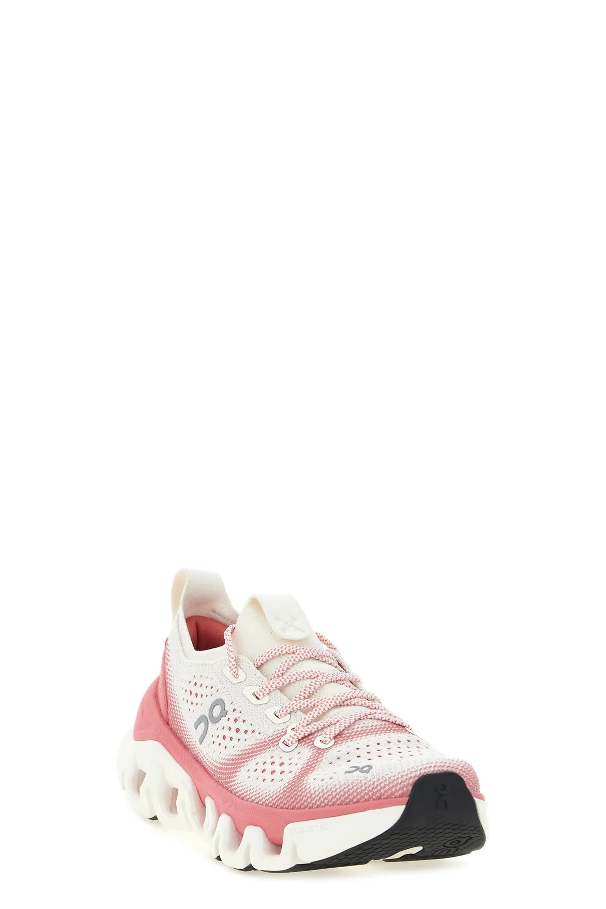 ON 6 the on cloud x tempo sneakers redefine hybrid training footwear through cuttin