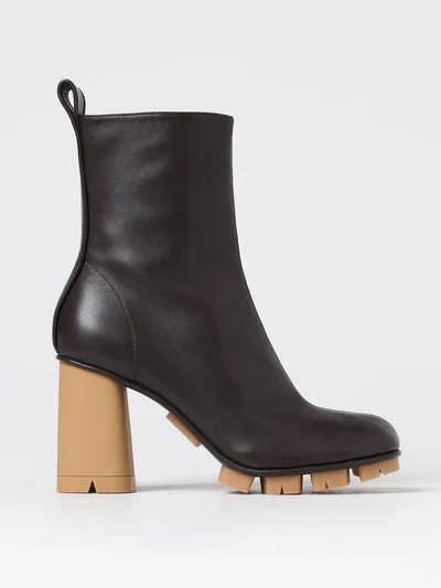 womans boots