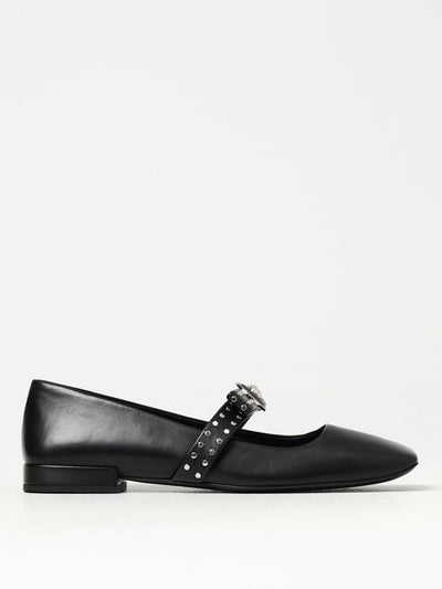 womans ballet flat
