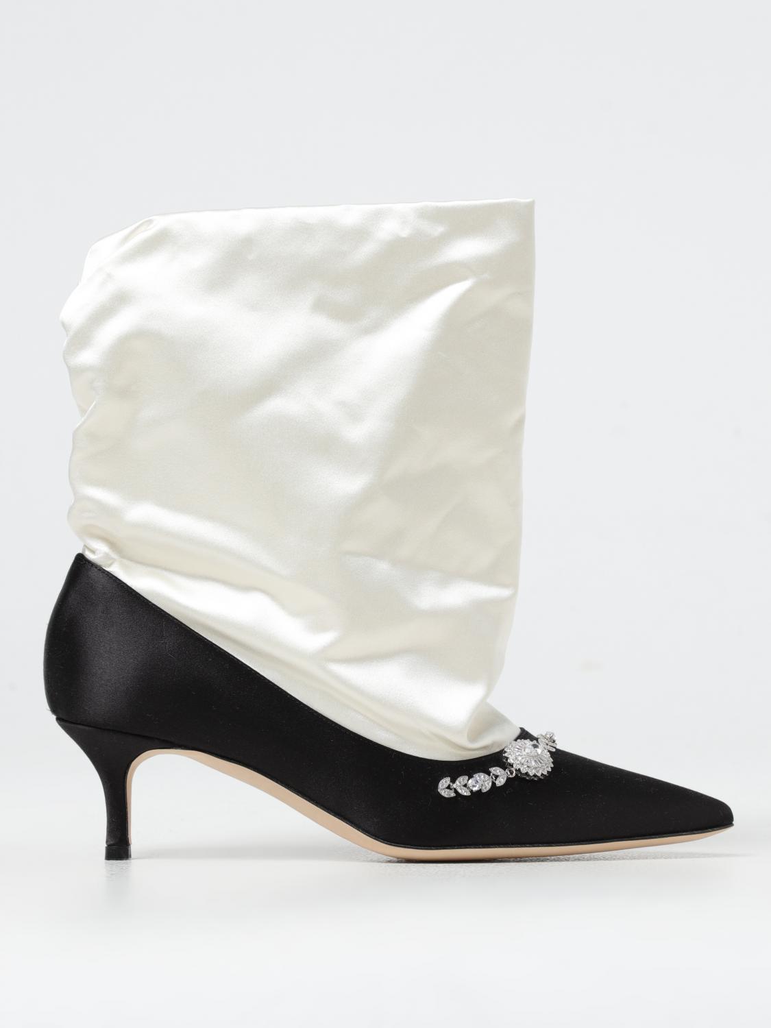 woman's flat ankle boot