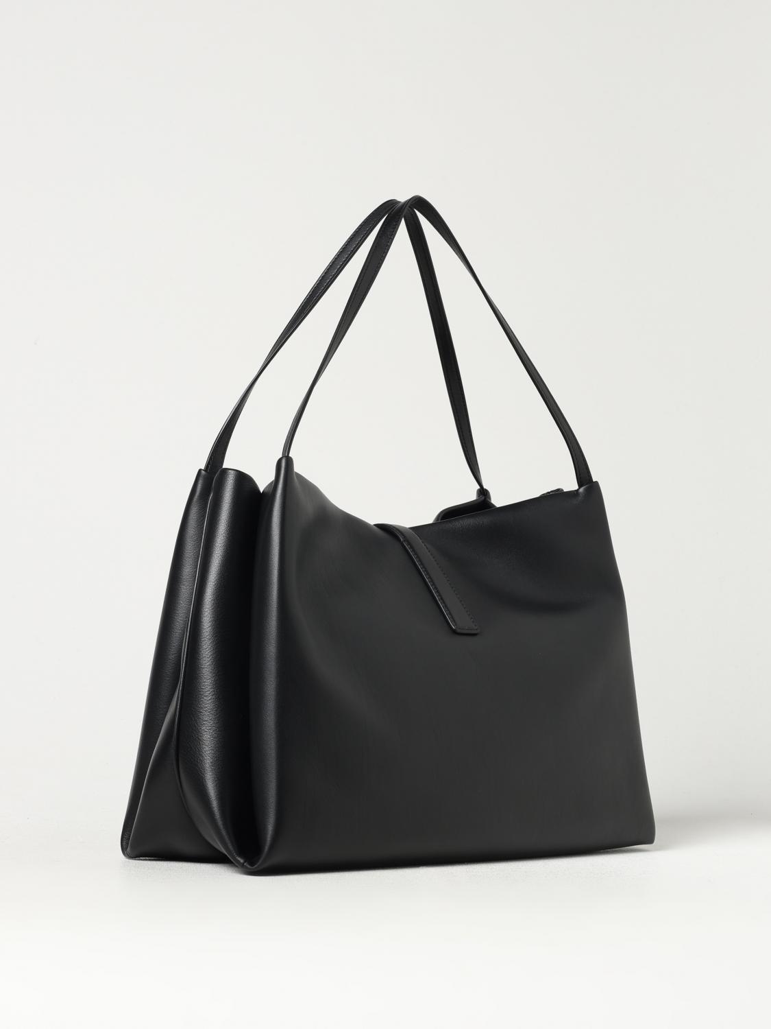woman's tote bag