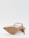 rockstud pumps