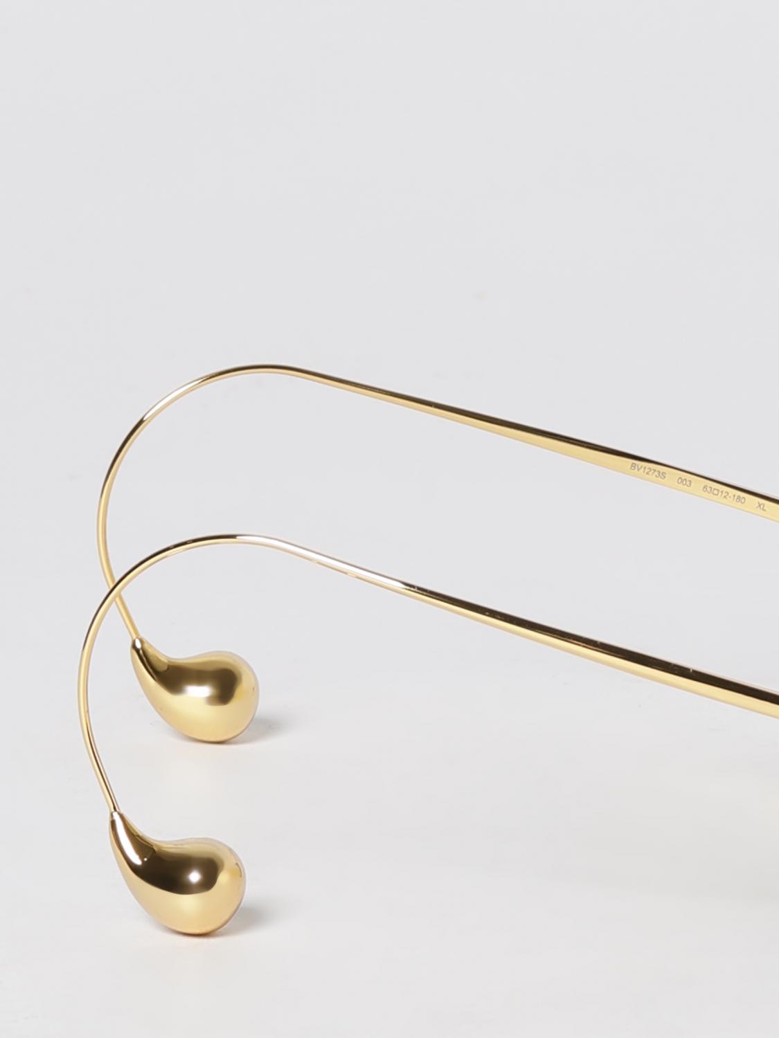 woman's sunglasses