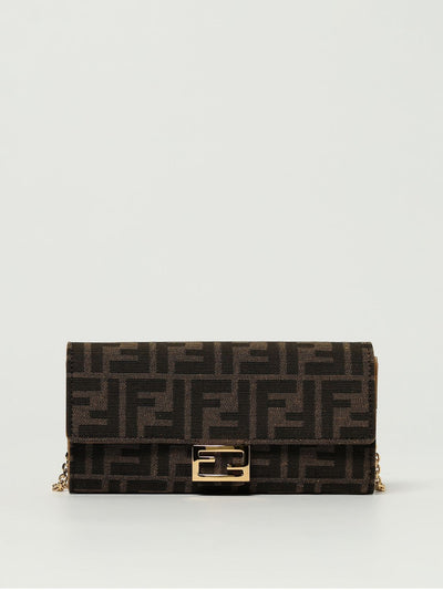 womans wallet