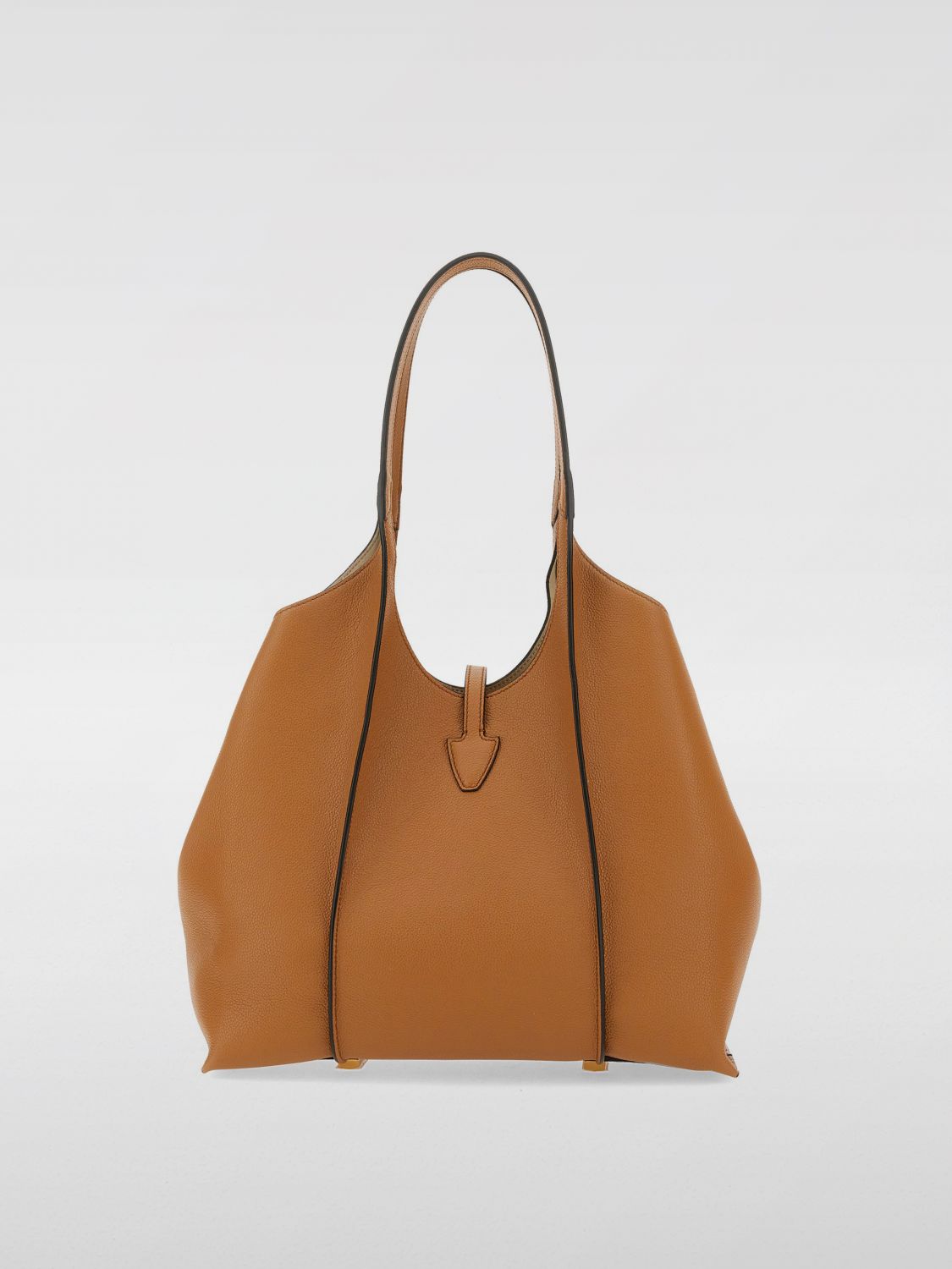 woman's shoulder bag