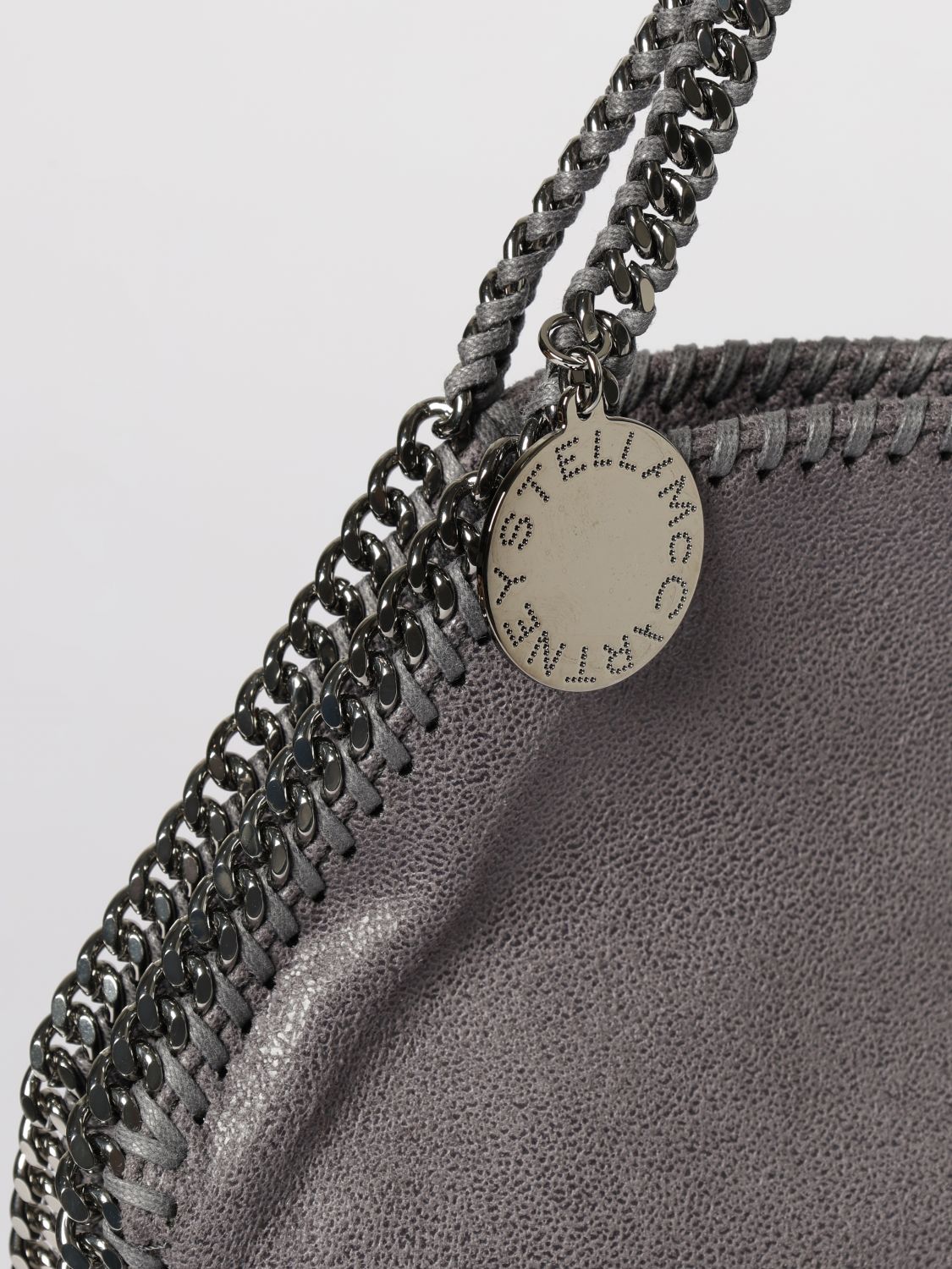 woman's shoulder bag