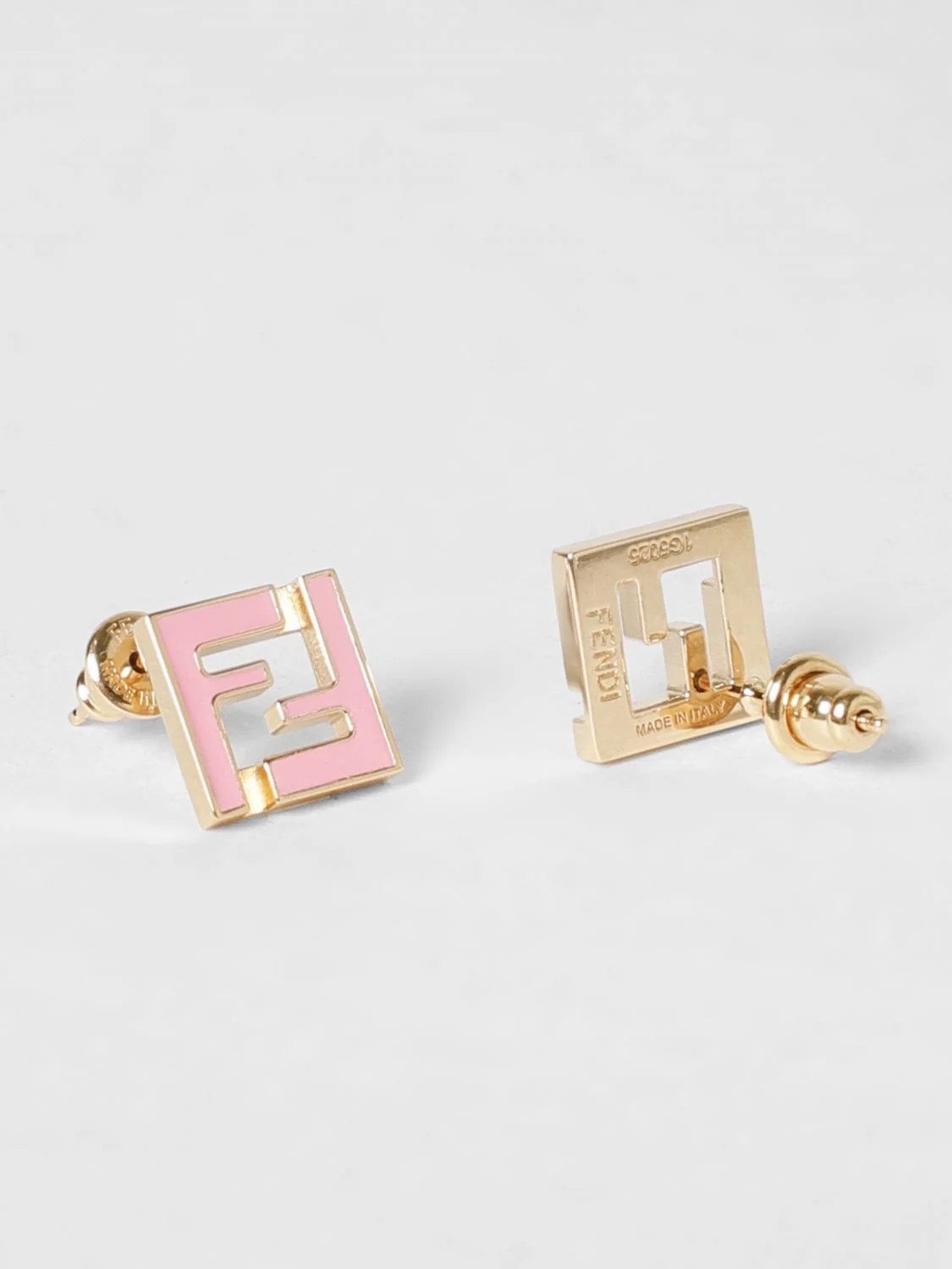 woman's jewel