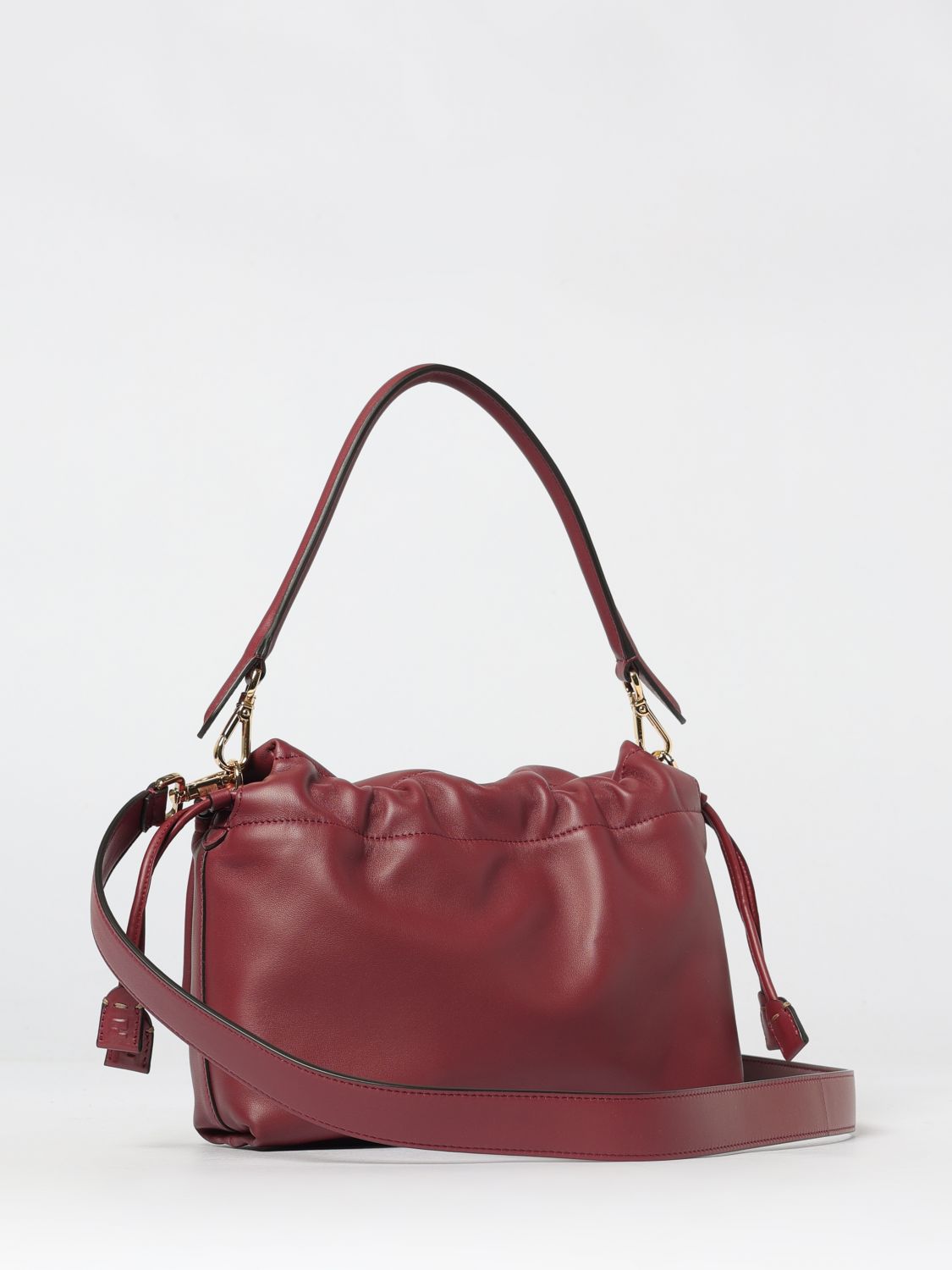 woman's shoulder bag