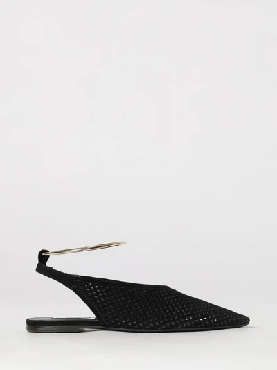 womans ballet flat