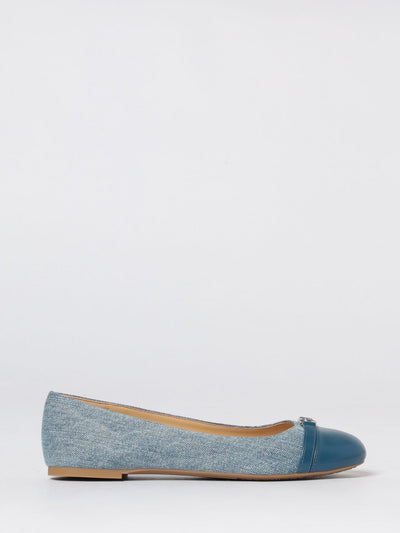 womans ballet flat