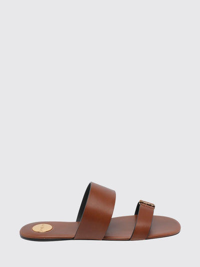 womans heeled sandal