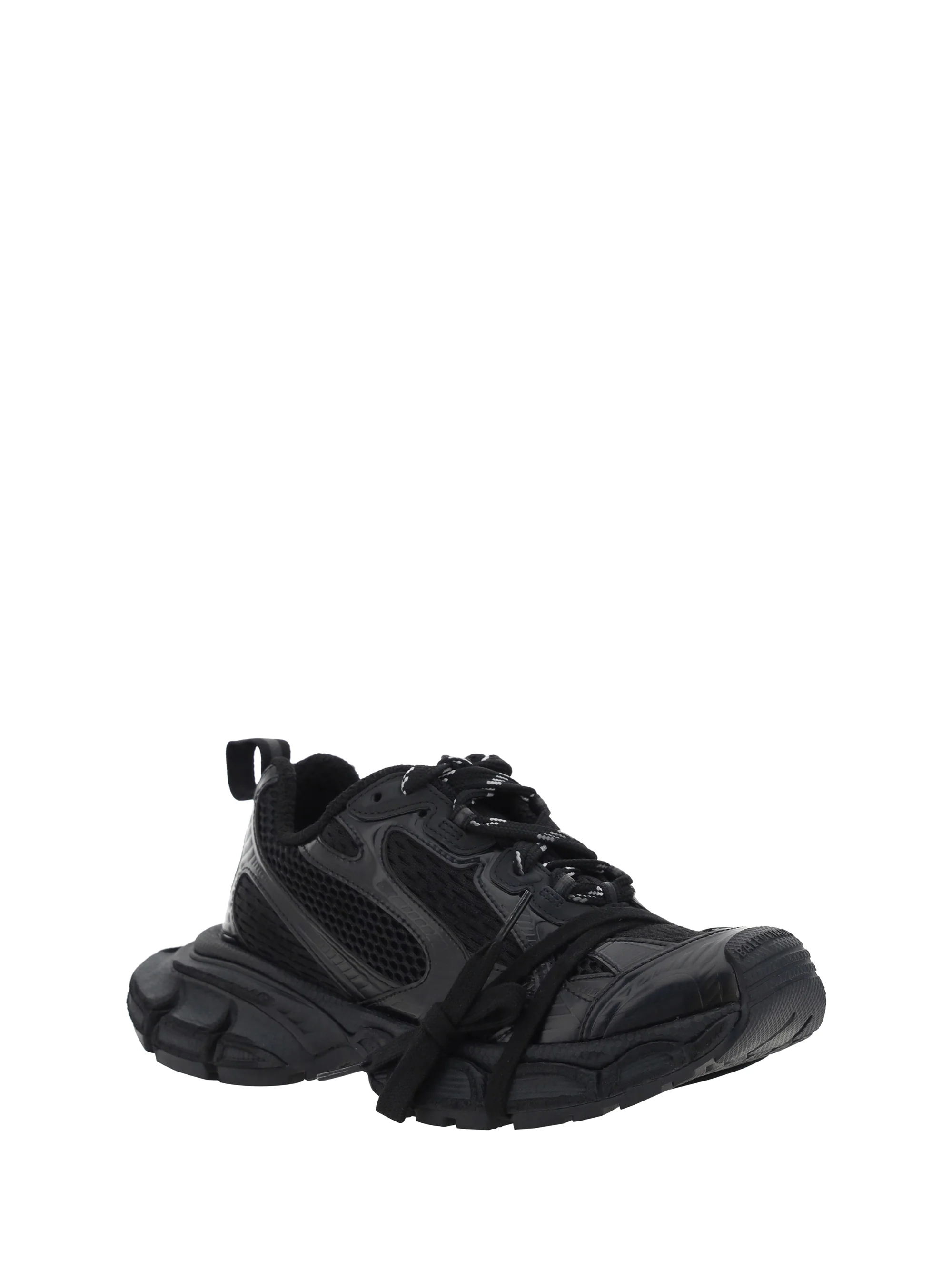 3xl sneakers