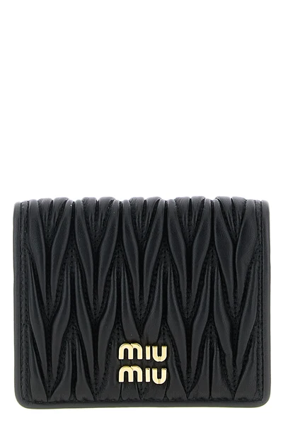small wallet in matelassé nappa leather