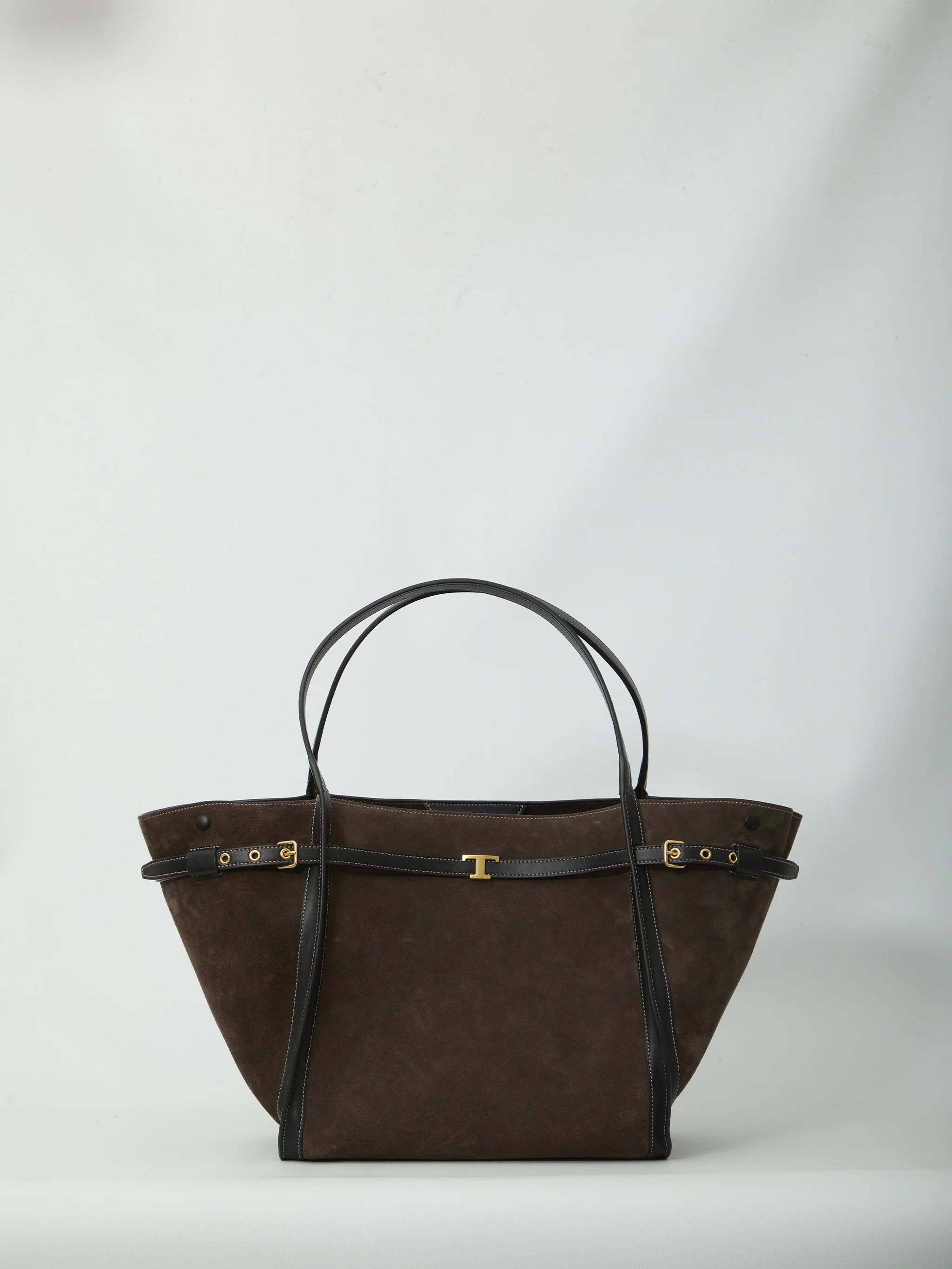 medium t signature shopping bag