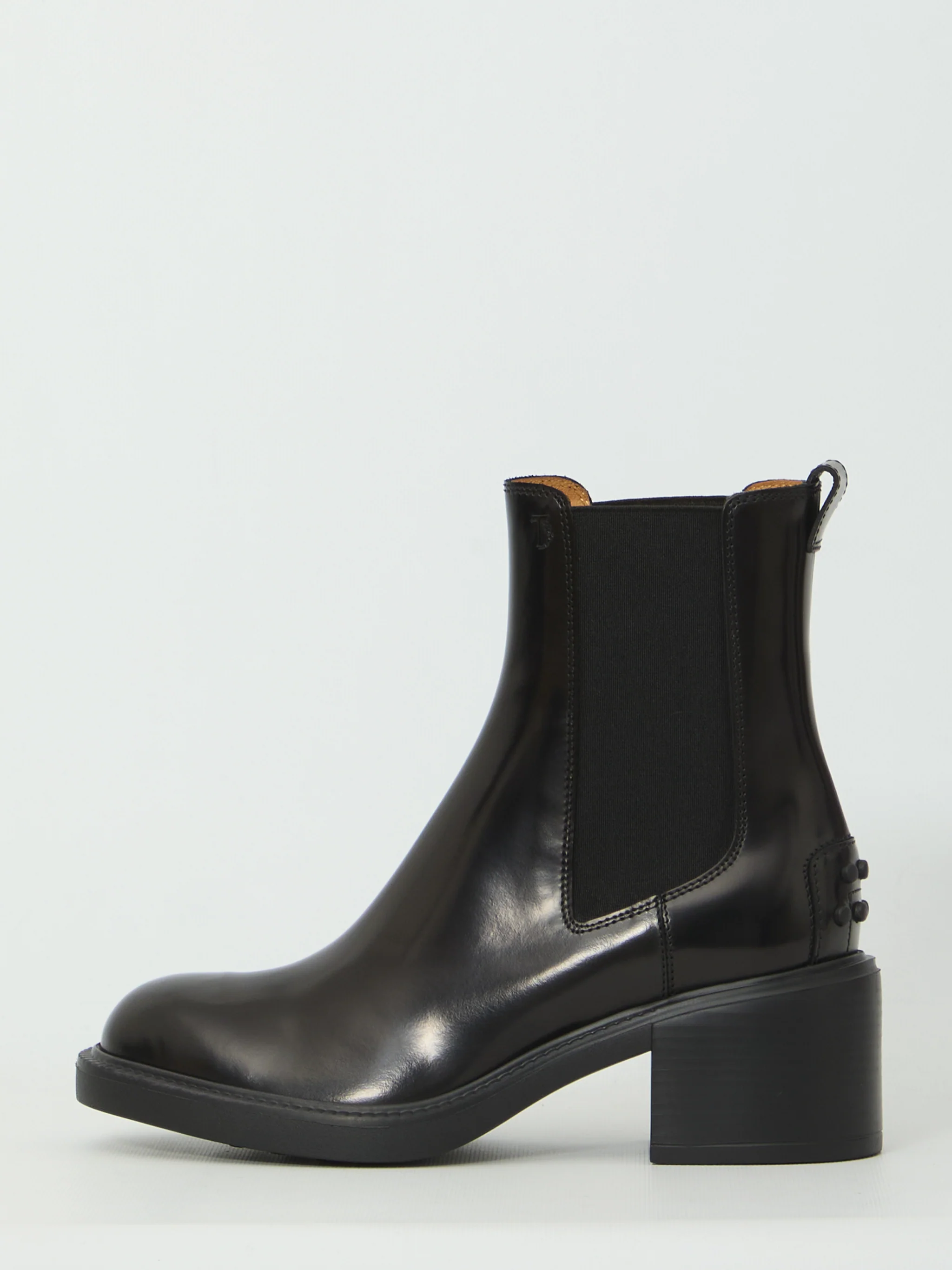 ankle boot in leather
