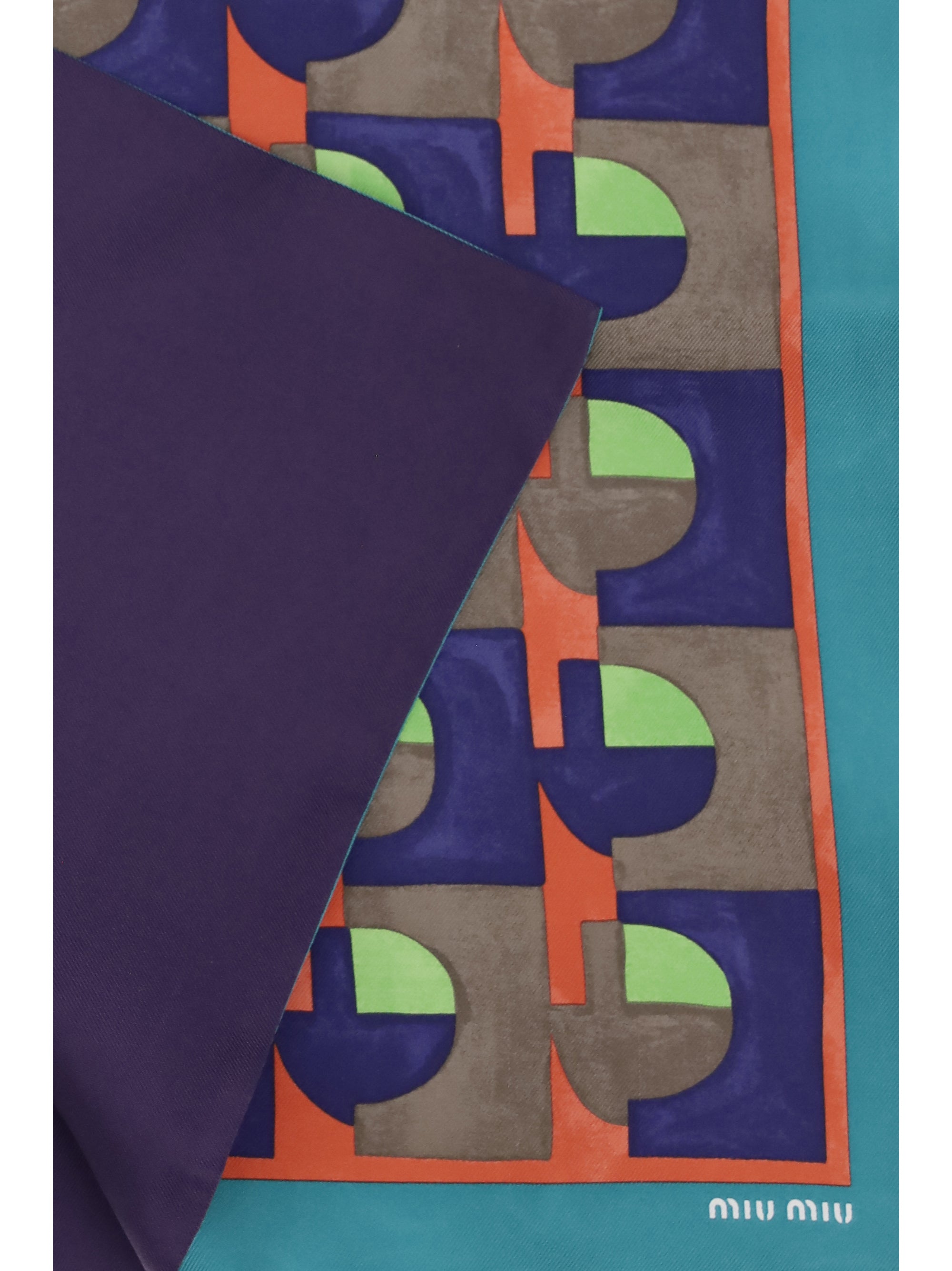 geometric print scarf