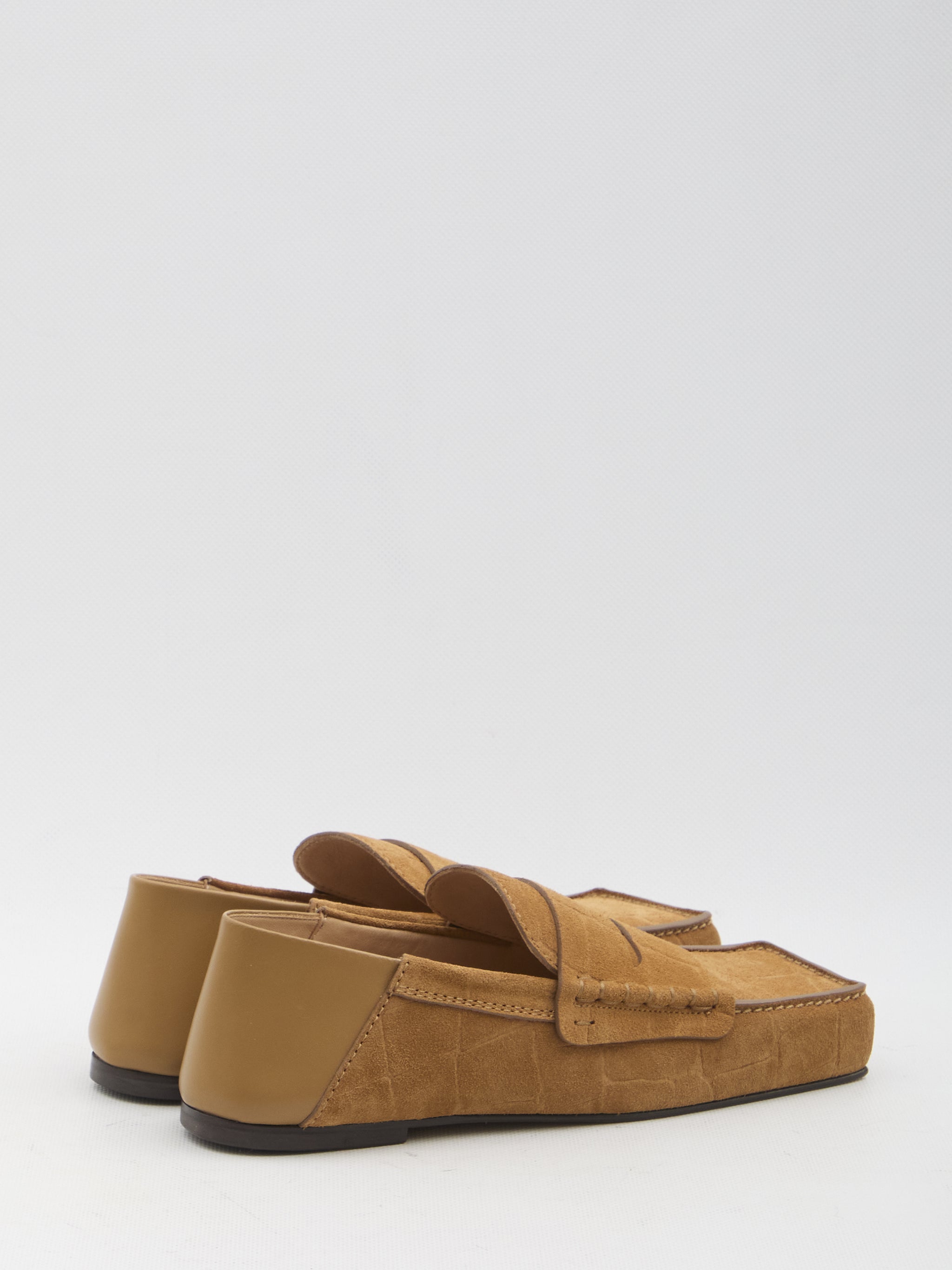 carré loafers